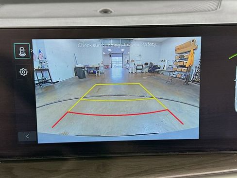 Used 2025 Kia Sorento X-Line EX image 26