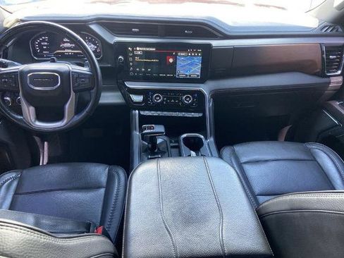 Used 2024 GMC Sierra 1500 Denali AWD/4WD image 17