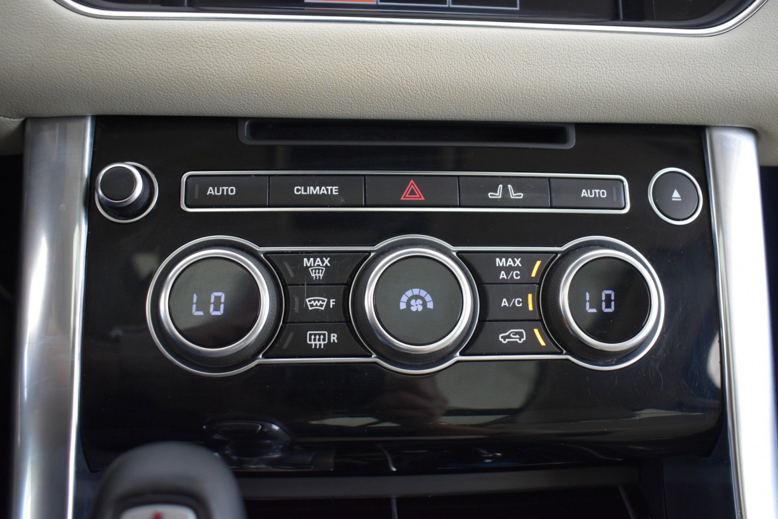 Used 2015 Land Rover Range Rover Sport HSE AWD/4WD image 20