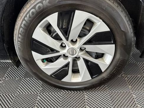 Certified 2025 Nissan Altima 2.5 S FWD image 7