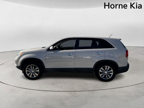 Used 2011 Kia Sorento EX w/ Premium Pkg image 6
