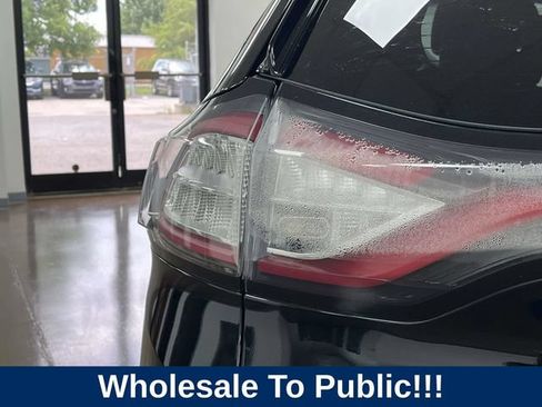 Used 2016 Ford Edge SEL w/ Equipment Group 201A FWD image 11