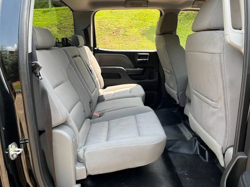 Used 2019 Chevrolet Silverado 2500 W/T w/ WT Convenience Package AWD/4WD image 39