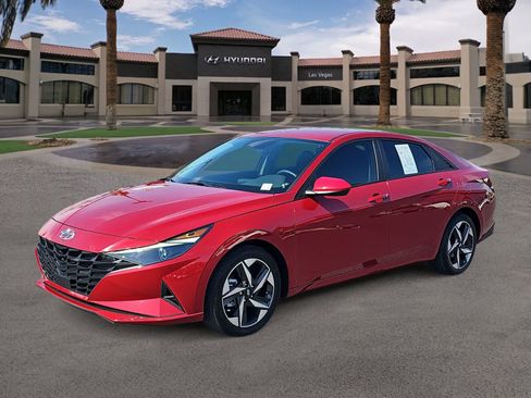 Used 2023 Hyundai Elantra SEL w/ Convenience Package FWD image 4