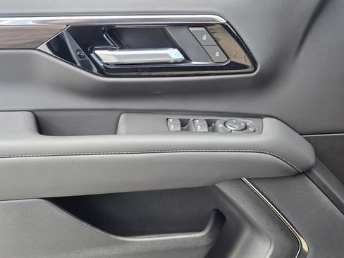 New 2026 Chevrolet Tahoe LS RWD image 18