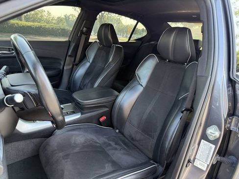 Used 2019 Acura TLX V6 w/ Technology & A-SPEC Pkg FWD image 12