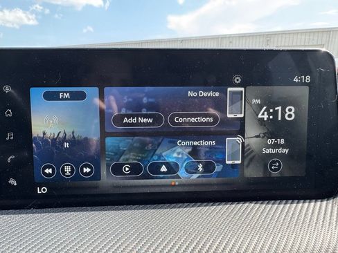 Used 2025 Nissan Kicks SR FWD image 25
