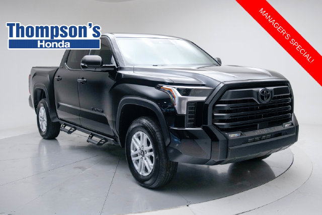 Used 2025 Toyota Tundra SR5 w/ SR5 Convenience Package AWD/4WD image 1
