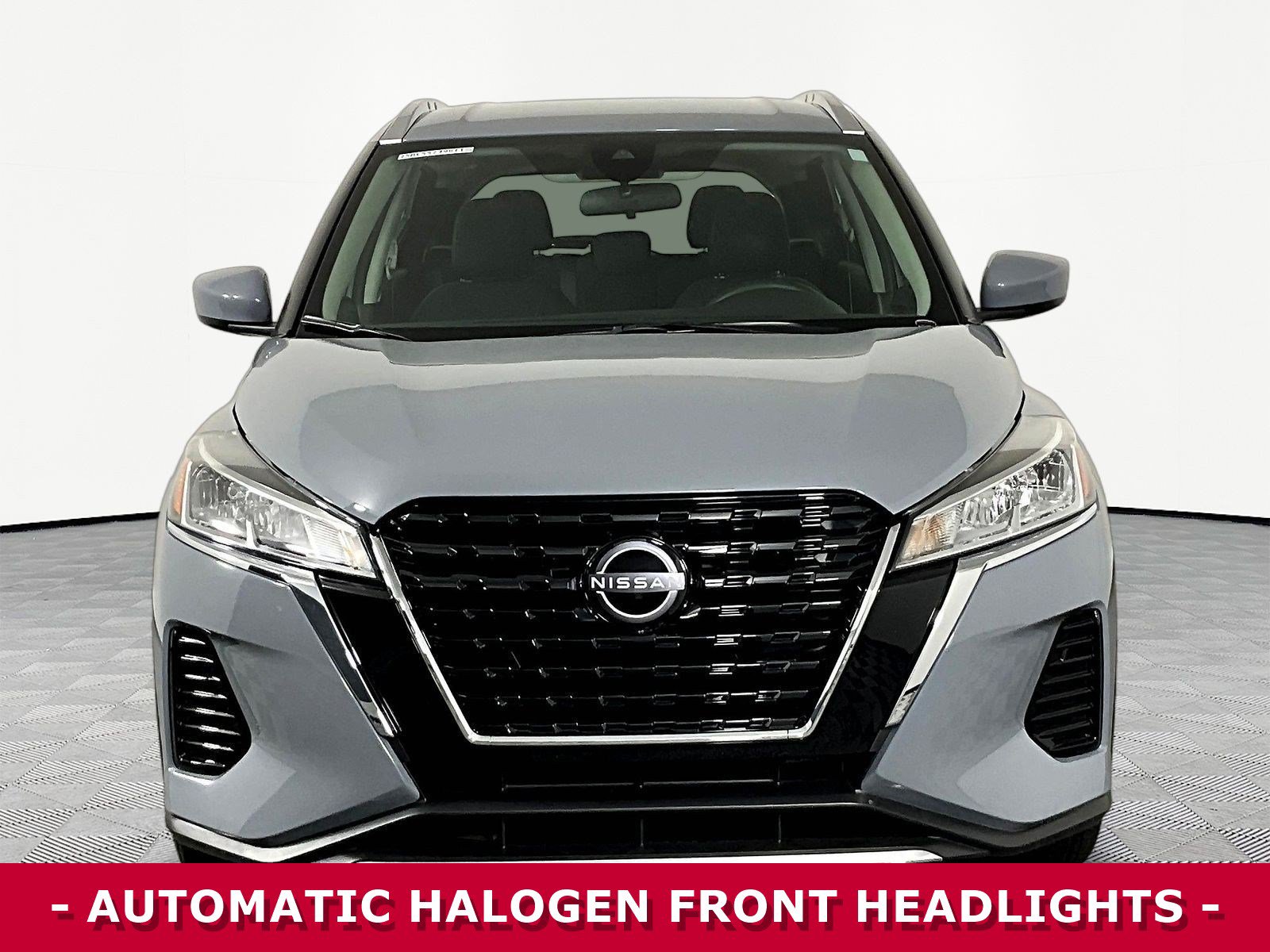 Used 2024 Nissan Kicks SV FWD image 2