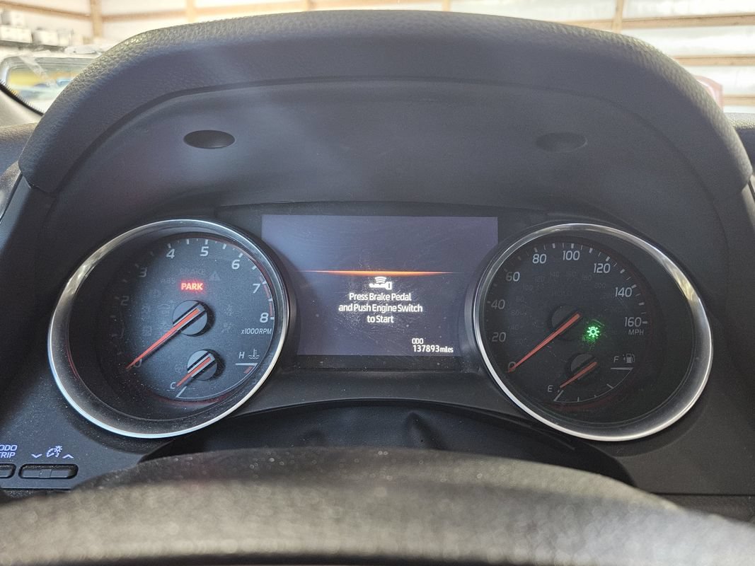Used 2018 Toyota Camry XSE FWD image 15