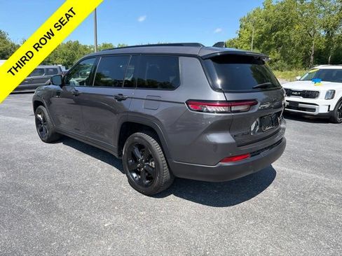 Used 2023 Jeep Grand Cherokee L Limited w/ Luxury Tech Group II AWD/4WD image 3