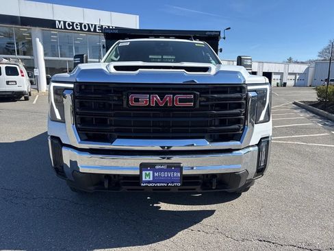 New 2026 GMC Sierra 3500 Pro w/ Convenience Package AWD/4WD image 9