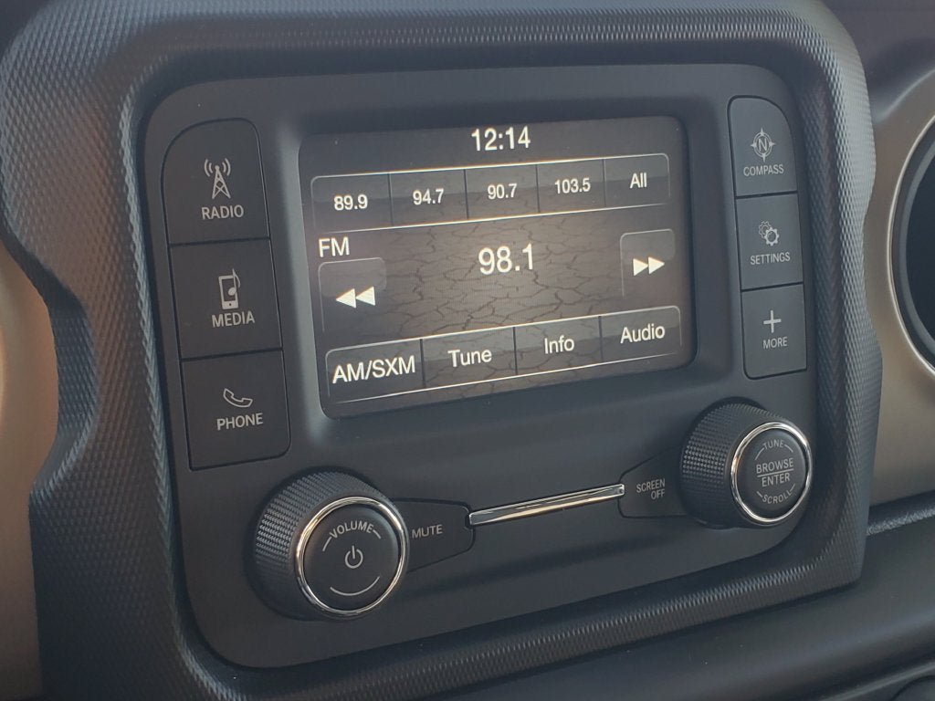 Used 2018 Jeep Wrangler Unlimited Sport S AWD/4WD image 16