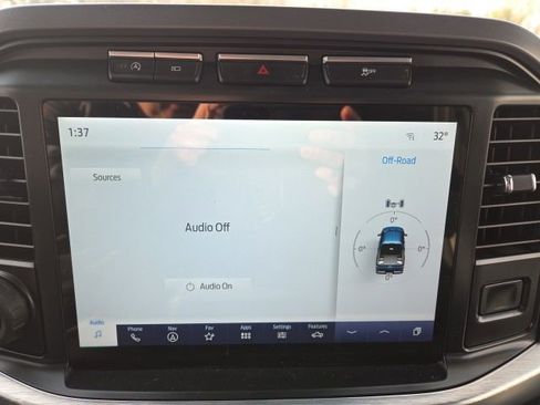 Used 2021 Ford F150 Lariat w/ Equipment Group 502A High image 24