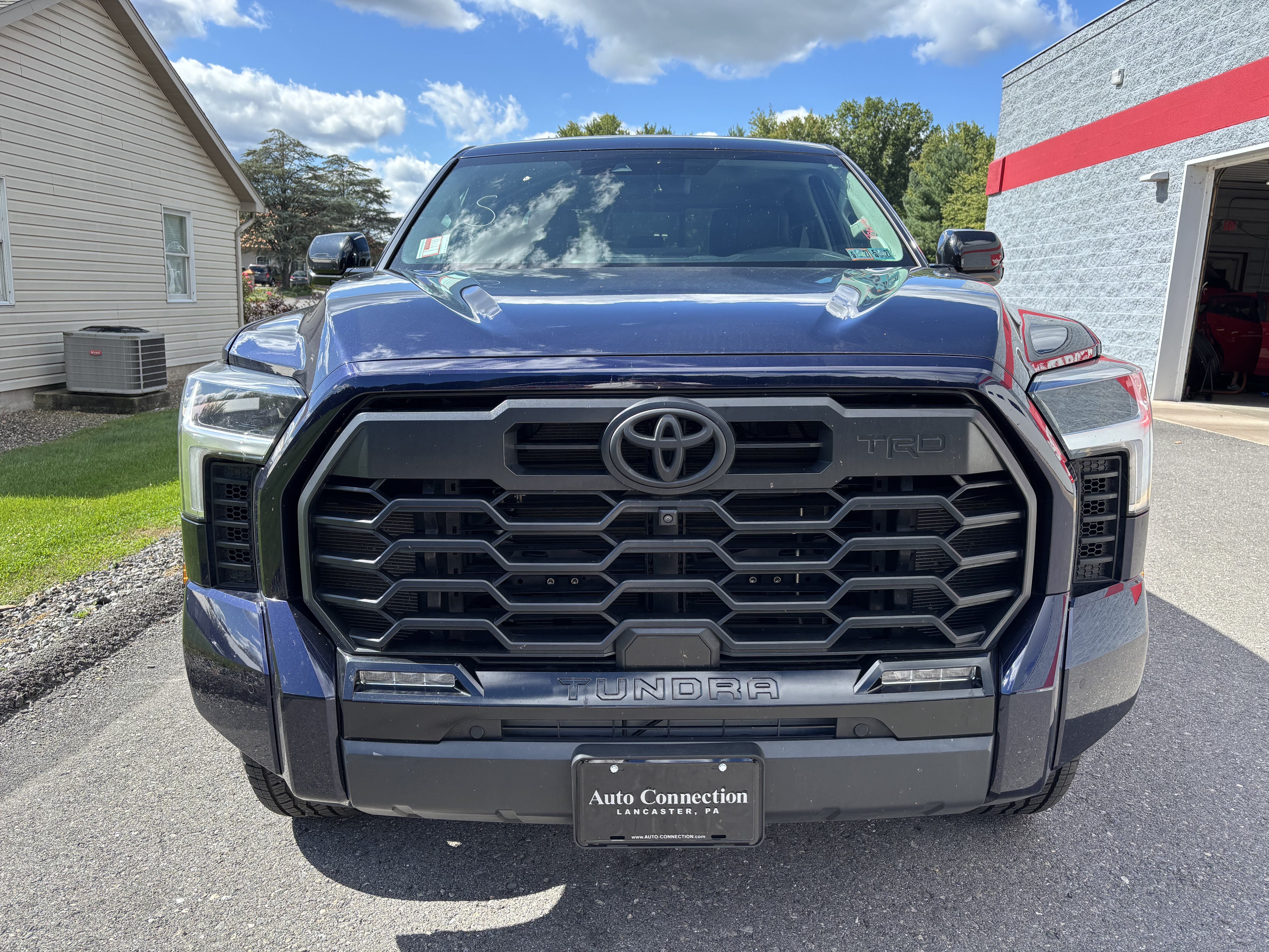 Used 2024 Toyota Tundra Limited w/ TRD Off-Road Package AWD/4WD image 8