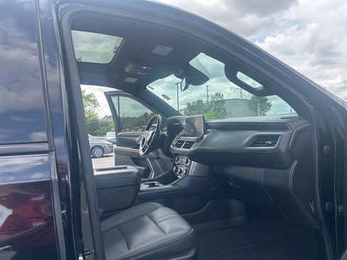Used 2023 Chevrolet Tahoe RST w/ Luxury Package AWD/4WD image 31