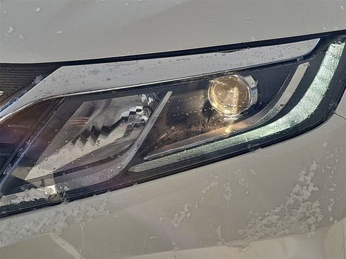 Used 2018 Honda Odyssey EX-L image 32