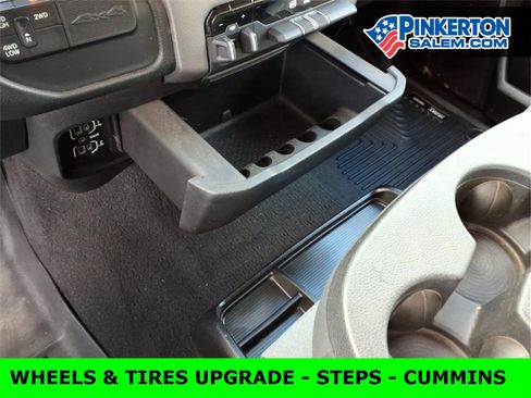 Used 2019 RAM 2500 Big Horn image 27