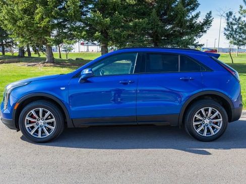 Used 2021 Cadillac XT4 Sport w/ Cold Weather Package AWD/4WD image 8