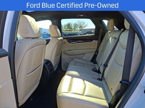 Used 2017 Cadillac XT5 Luxury w/ Driver Awareness Package image 12