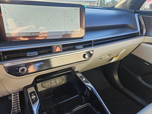 New 2026 Kia Sorento SX Prestige image 13