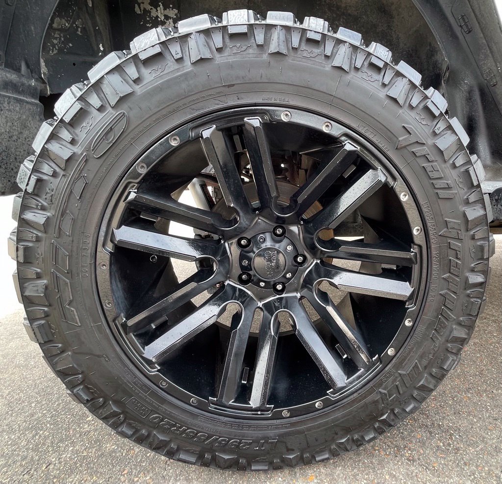 Used 2010 Jeep Wrangler Unlimited Rubicon AWD/4WD image 14