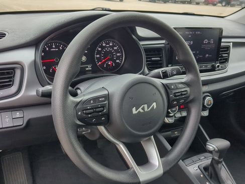 Used 2023 Kia Rio S w/ Technology Package image 16