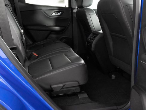 Certified 2024 Chevrolet Blazer LT w/ Midnight/Sport Edition FWD image 40