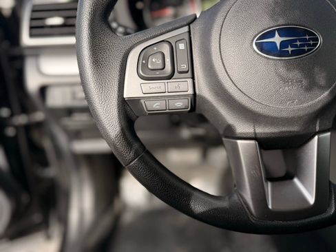 Used 2017 Subaru Forester 2.5i Premium w/ All-Weather Package image 18