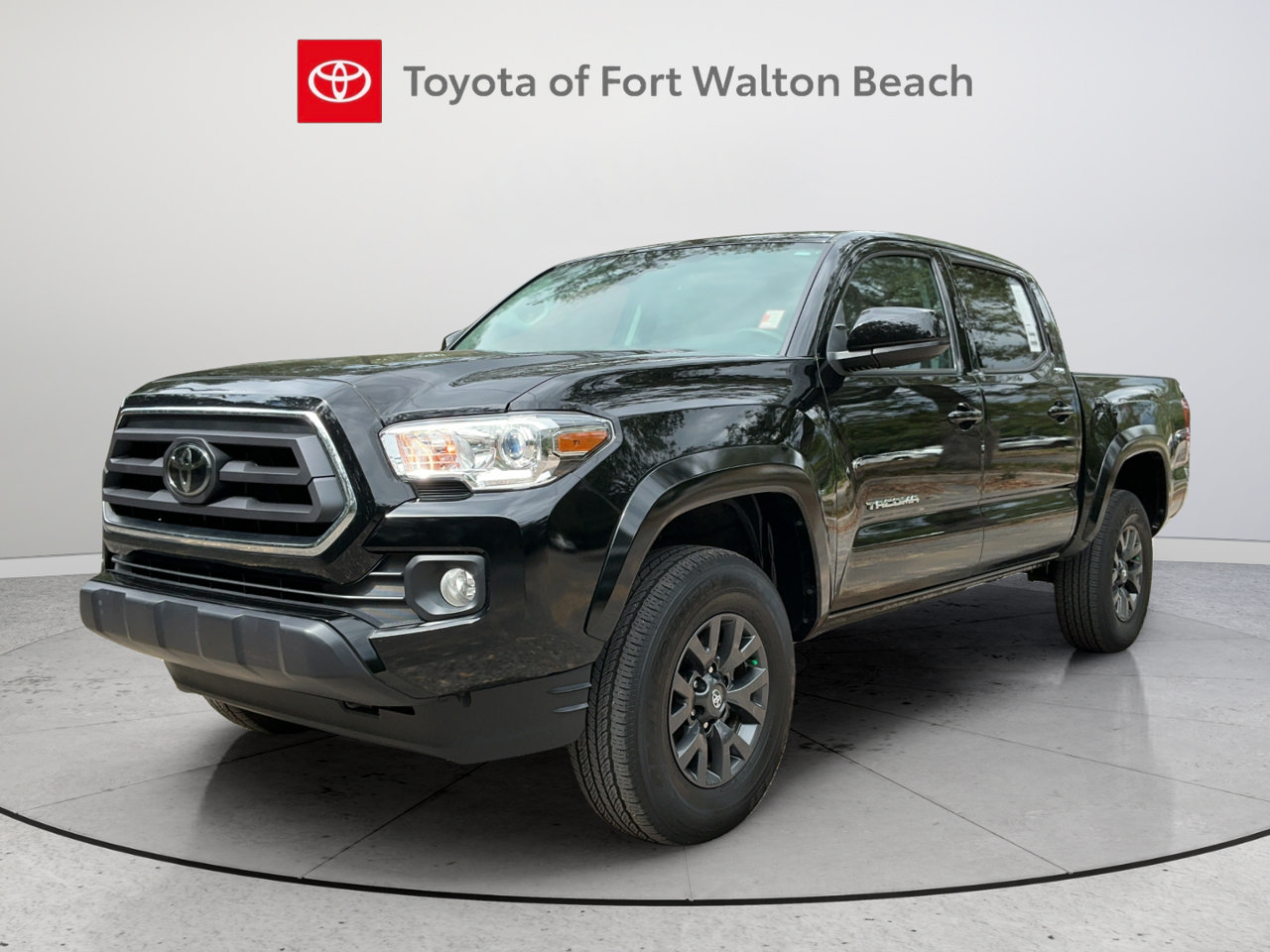 Used 2023 Toyota Tacoma SR5 RWD image 3