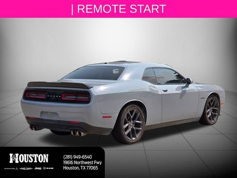 Used 2022 Dodge Challenger R/T w/ Blacktop Package RWD image 4