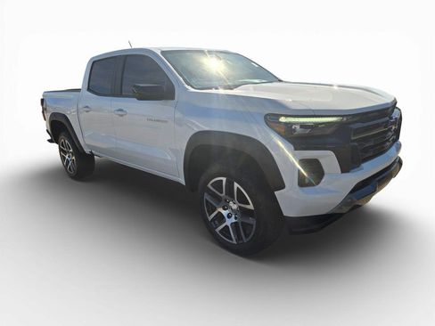 Used 2023 Chevrolet Colorado Z71 w/ Z71 Convenience Package 2 image 2