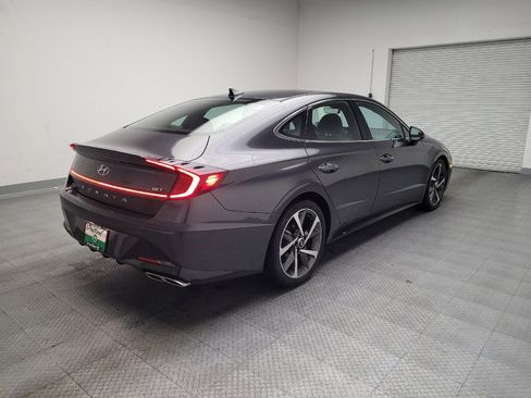 Used 2021 Hyundai Sonata SEL Plus w/ Preferred Accessory Package image 9