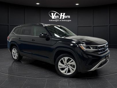 Used 2022 Volkswagen Atlas SE w/ Panoramic Sunroof Package