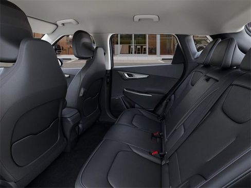 New 2025 Kia EV6 Wind image 18