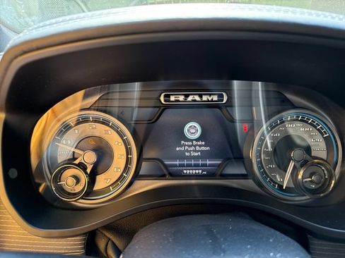 Used 2019 RAM 1500 Limited AWD/4WD image 18