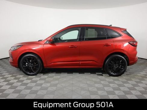 Certified 2023 Ford Escape ST-Line Elite AWD/4WD image 9