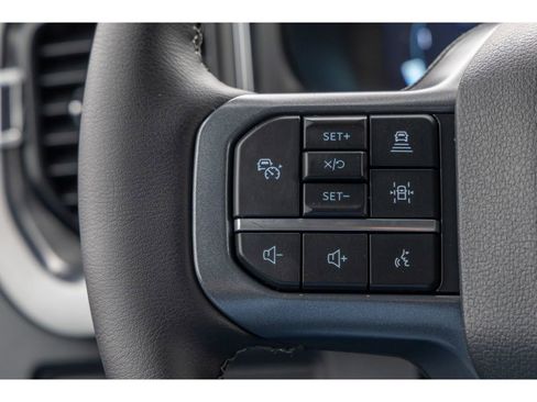 New 2026 Ford F250 Lariat w/ Lariat Premium Package image 27