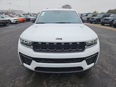 New 2026 Jeep Grand Cherokee Altitude