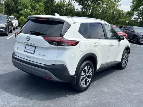 Used 2023 Nissan Rogue SV w/ SV Premium Package AWD/4WD image 4
