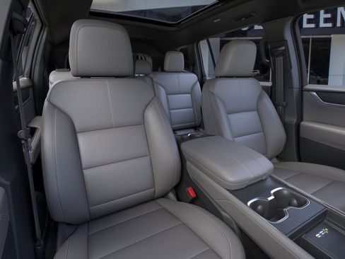 New 2025 GMC Acadia Elevation w/ Elevation Premium Package image 40