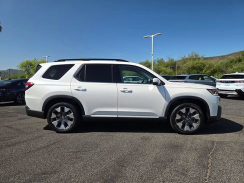 New 2026 Honda Pilot Elite image 4