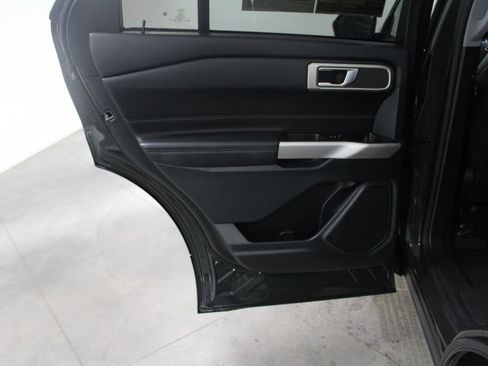 Used 2023 Ford Explorer XLT w/ Equipment Group 202A image 29