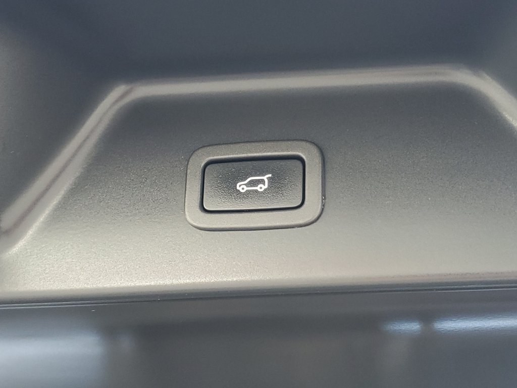 Used 2017 Land Rover Range Rover HSE AWD/4WD image 13