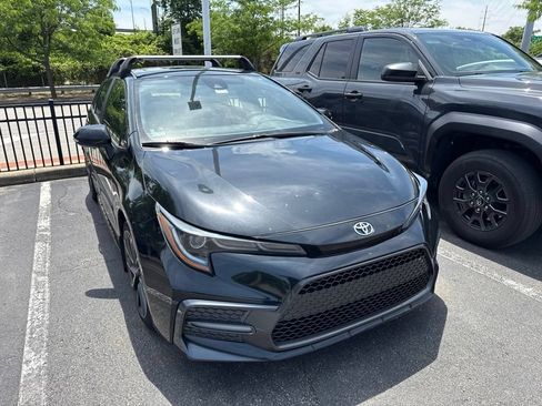 Used 2020 Toyota Corolla SE w/ SE Premium Package FWD image 4