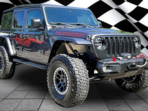 Used 2022 Jeep Wrangler Unlimited Rubicon w/ Xtreme Recon 35" Tire Package AWD/4WD image 11