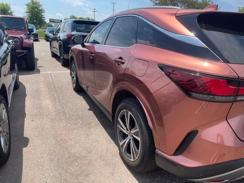 Used 2024 Lexus RX 350 Premium w/ Accessory Package (Z1) AWD/4WD image 22