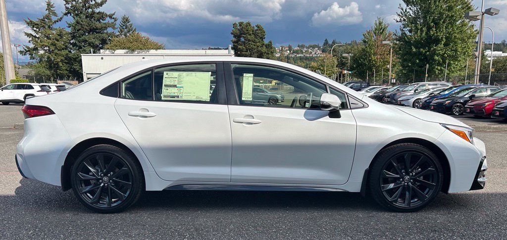 New 2026 Toyota Corolla XSE FWD image 4