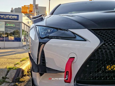 Used 2018 Lexus LC 500 Coupe w/ Touring Package RWD image 13