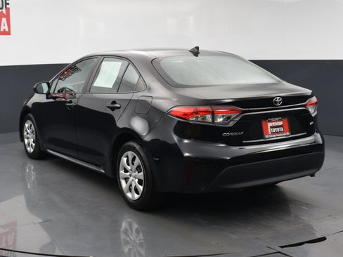 Used 2024 Toyota Corolla LE FWD image 3